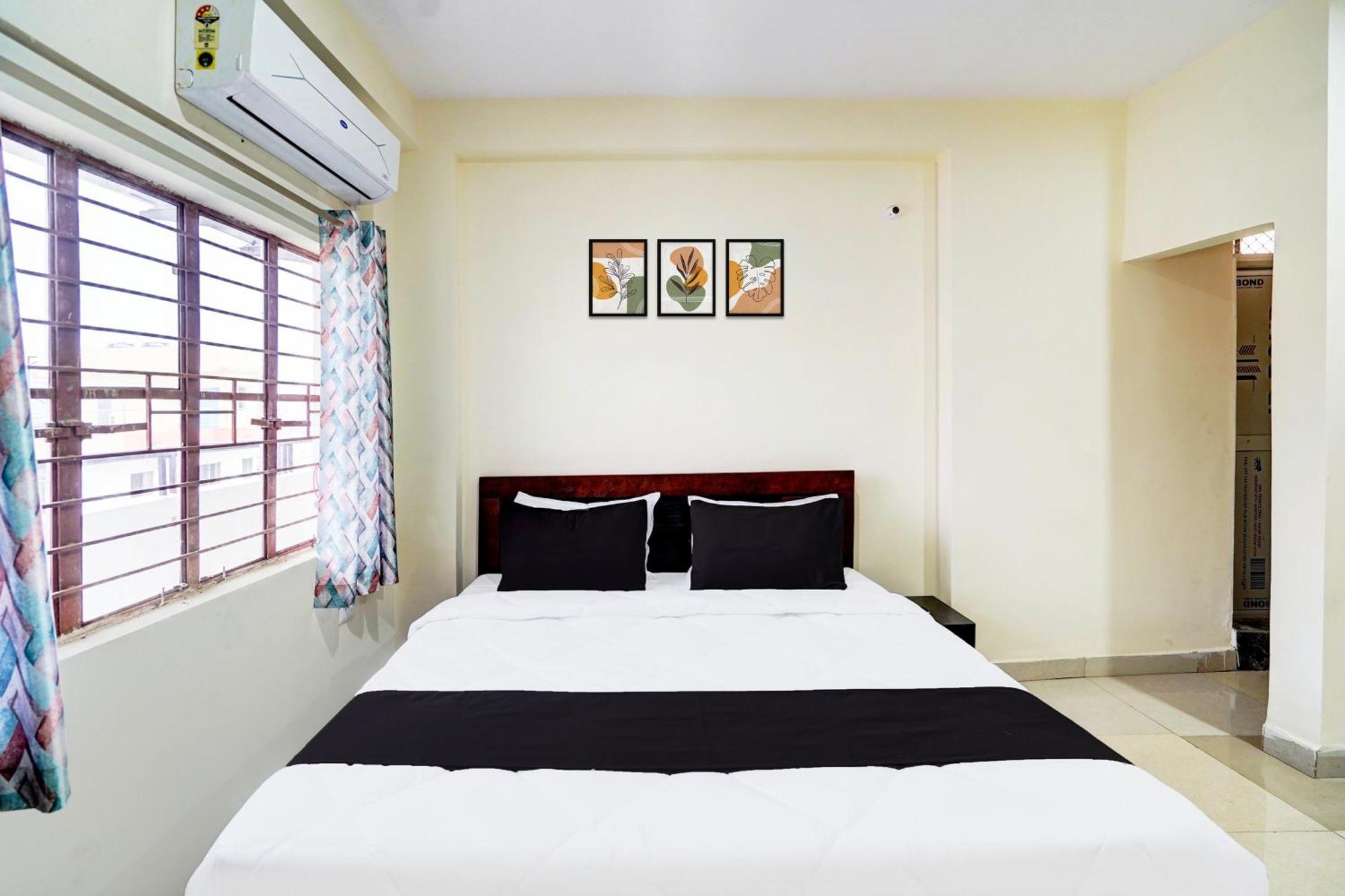 Danapur Hotel O The Crown Inn מראה חיצוני תמונה